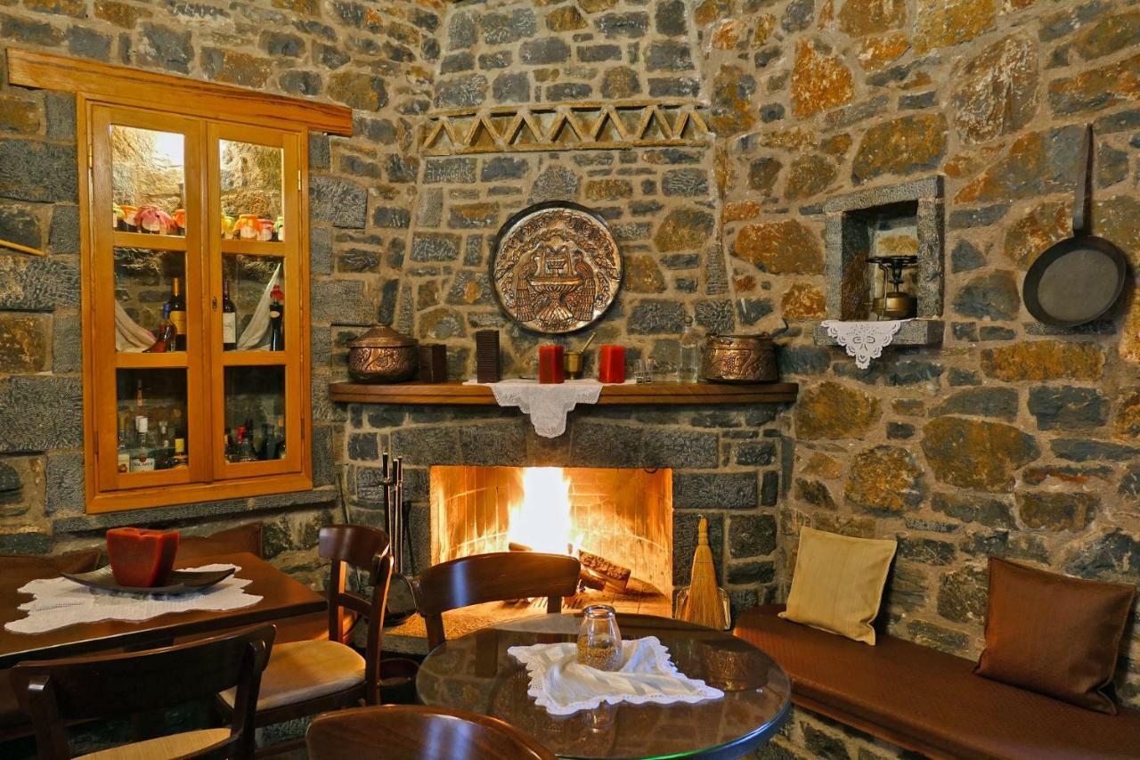 Antoniou Guesthouse Kastanitsa ภายนอก รูปภาพ
